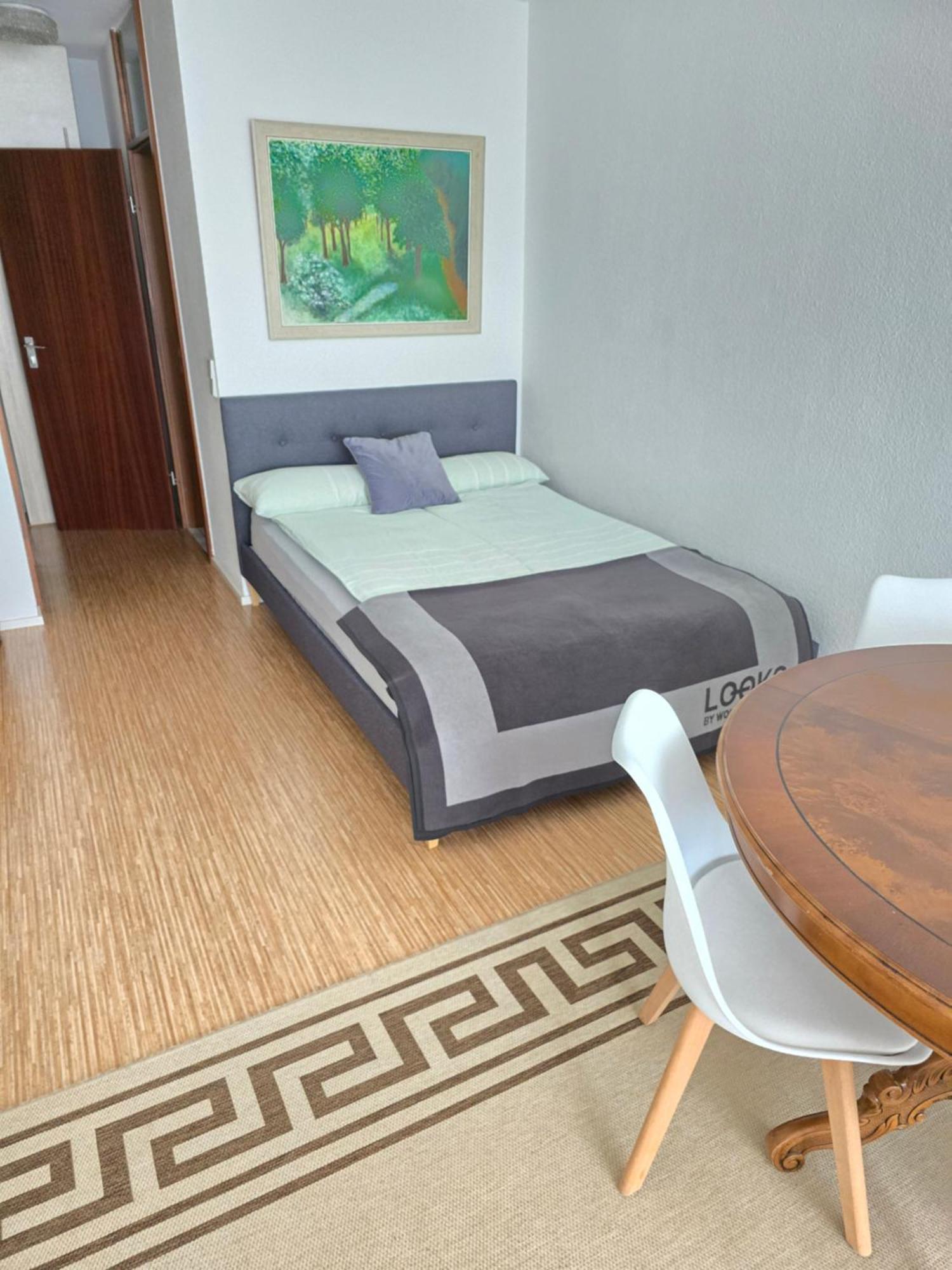 Studio Apartment Stuttgart Eksteriør billede